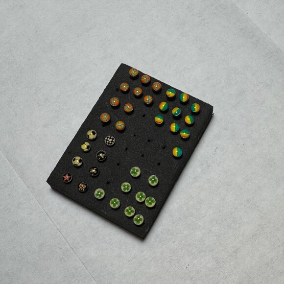 3mm Round Bandana Skull and Crossbones Design 20 gauge nose rings - Picture 7 of 12